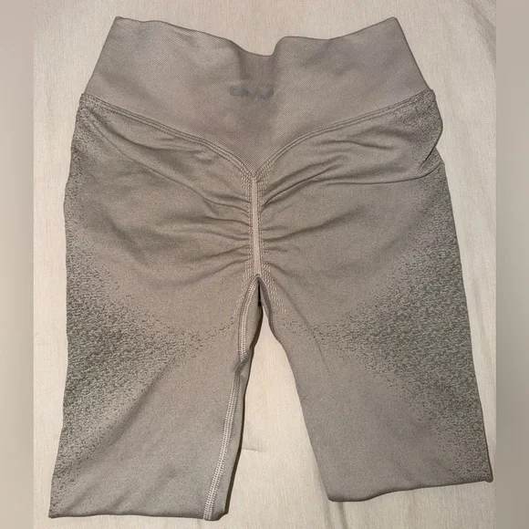 DFYNE Gray High-Waisted Leggings - Picture 2 of 3